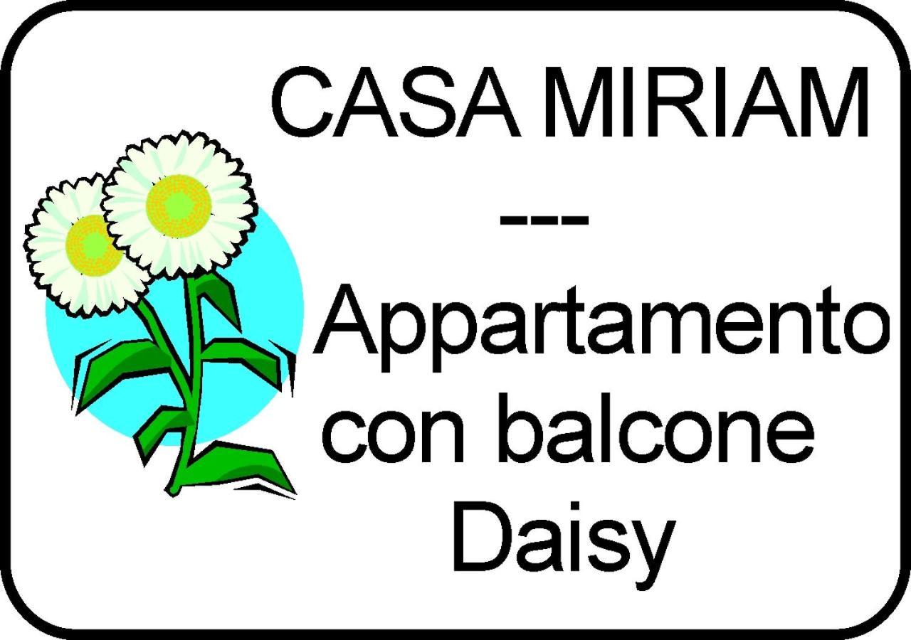 Casa Miriam - Appartamenti Vacanze วิลลาปุตซู ภายนอก รูปภาพ