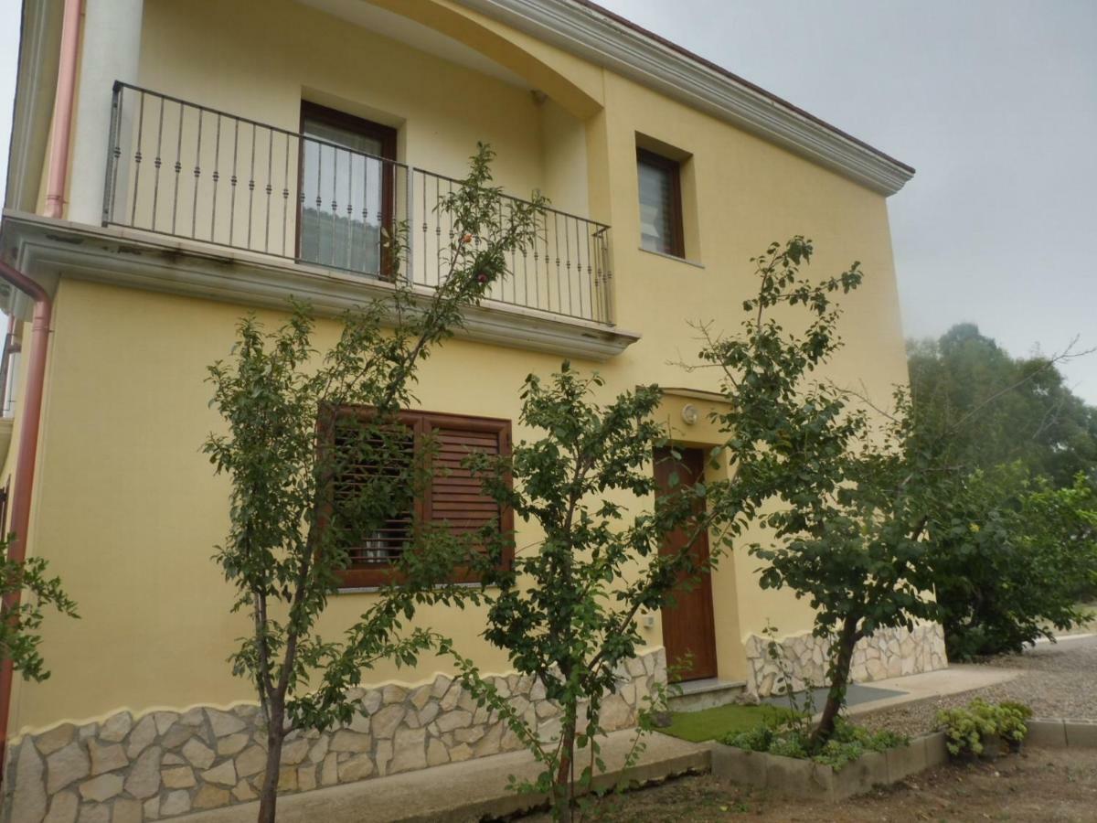 Casa Miriam - Appartamenti Vacanze วิลลาปุตซู ภายนอก รูปภาพ